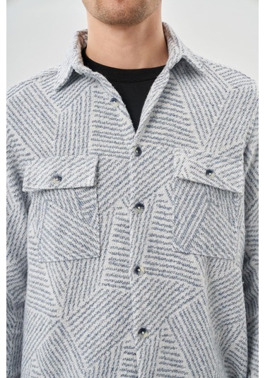 Koyu Mavi Uzun Kol Kendinden Desenli Gabardin Sert Yaka Kapaklı Cep Pamuklu Classic Comfort Fit Gömlek 1004245167 Koyu Mavi