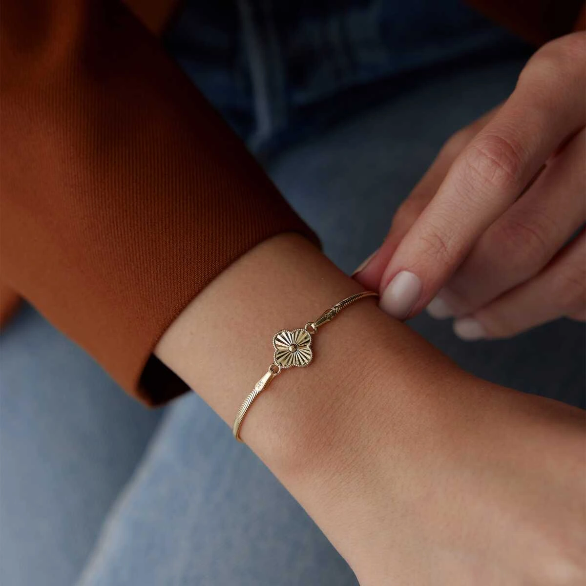 Balıksırtı Yonca Bileklik Sarı