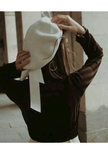 Fransız Ressam Keçe Bere Beyaz