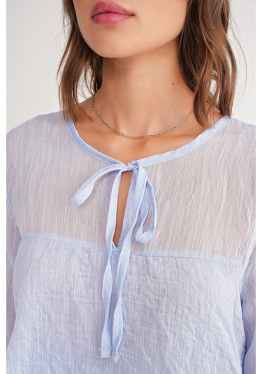 4735 Kadın Uzun Kollu Fırfırlı Bağlamalı Bluz Bebe Mavi Bebe Mavi