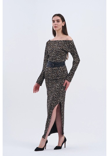 Şıklığın Yeni Tanımı Etek Bluz İkili Takım Koleksiyonumuzla Tarzınıza Güç Katın Siyah