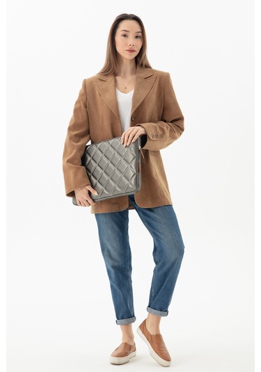 Kapitone Laptop Kılıfı 15.6 & 16 İnç Gri