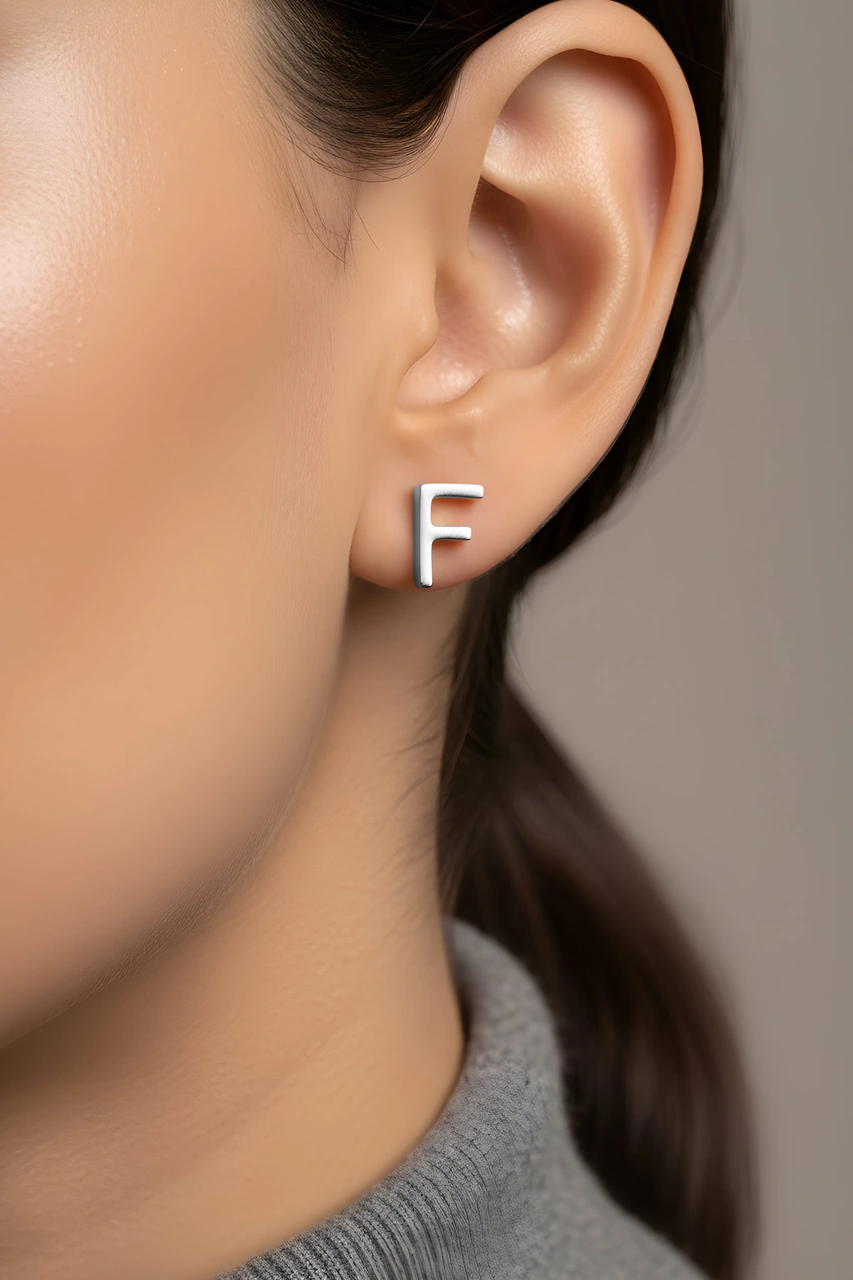 F Harfi 18 Ayar Beyaz Altın Kaplama Gümüş Tek Küpe Beyaz