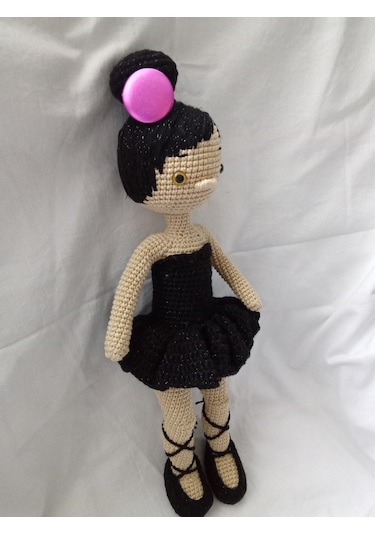 Siyah Amigurumi Bebek