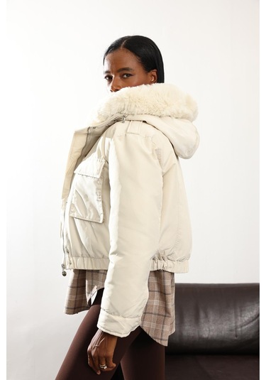 Ekru Kapüşonu Kürklü Mont D99613 Ekru