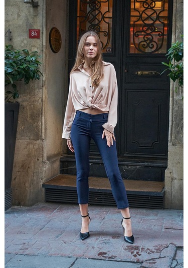 Yakalı Önü Pileli Uzun Kol Likrasız Şık Kumaş Gömlek-Kum Beji Kum Beji