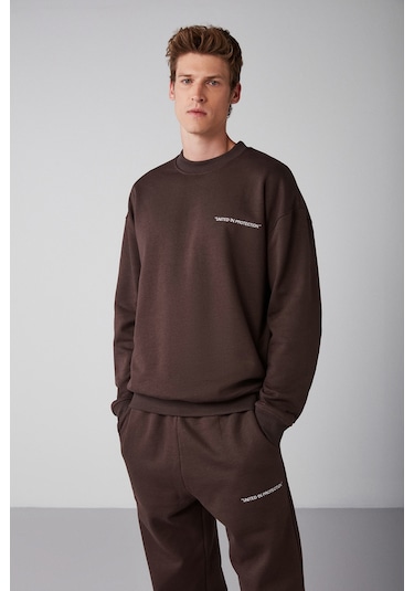 Raırok  Erkek Içi Polarlı Comfort Oversize Nakışlı Kahverengi Sweatshirt