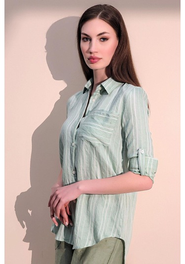 Kadın Yeşil Uzun Kol Özel Kumaş Tek Cep Gömlek Dik Çizgili Arkası Uzun Basic Kesim Gömlek Yeşil