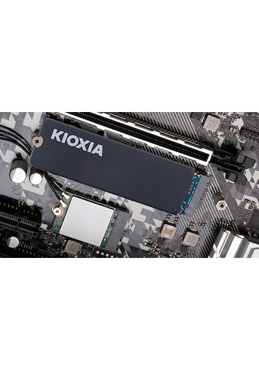 Kioxia Exceria Heatsink LSC11K2T04G8 2 TB M.2 NVMe SSD