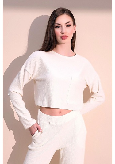 Kadın Ekru Uzun Kol Kendinden Dokulu Cepli Crop Sweatshirt, Salaş Kesim Bluz Ekru