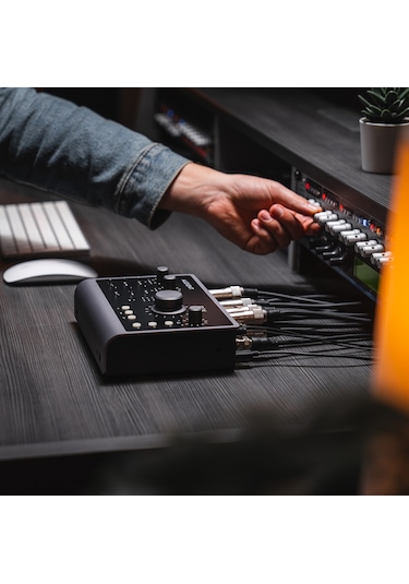 Audient iD24 | Yüksek Kalite USB-C Ses Kartı