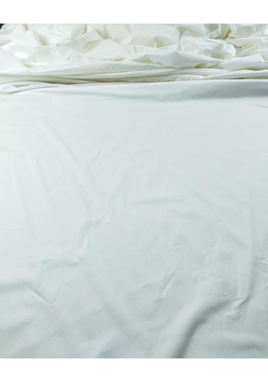 Ekru Renkte Pamuklu Kumaş En 140 Cm X Boy 180 Cm -10360 Ekru