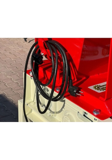 Tarım Garaj Elektrikli Yem Ezme Makinası 30 Luk 4 Hp