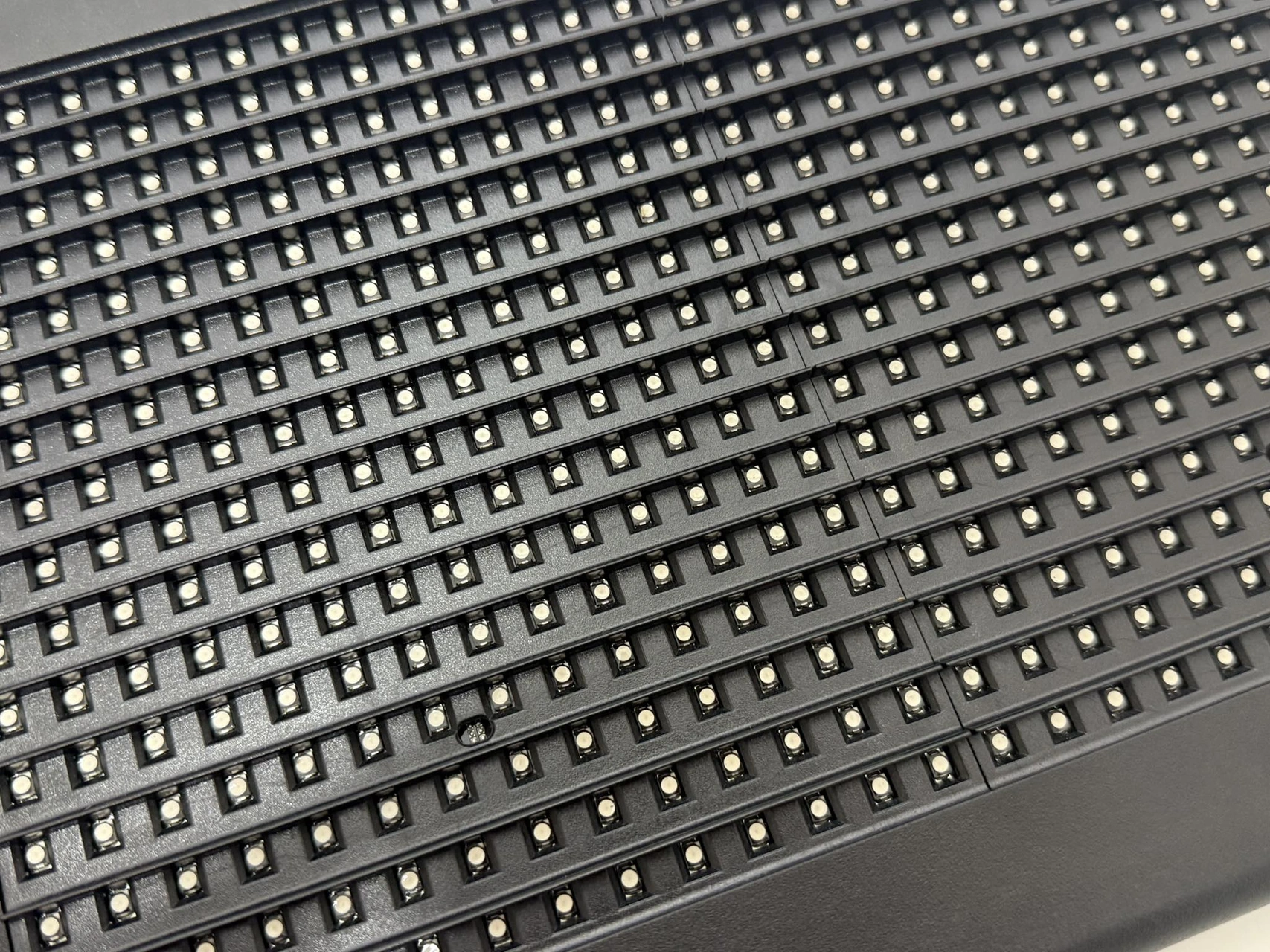 Luminator Araç İçi Led Bilgilendirme Ekranı 101-2027