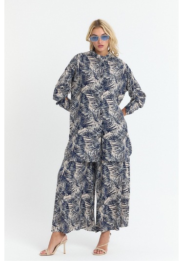 Schık Kadın Viskon Rahat Bol Paça Truvakar Kol Önü Düğme Baskılı Takım Lacivert