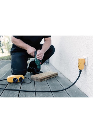 Brennenstuhl Power-block Serisi Dış Mekana Uygun 4 Soketli Ip54 Lisanslı 5 Metre Kaçak Akım Roleli Uzatma Priz