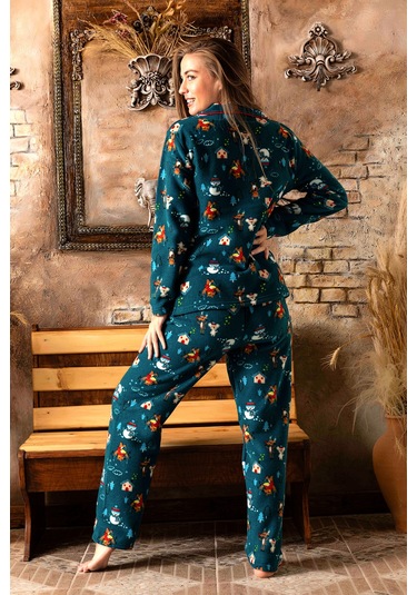 Nisanca Kışlık Yılbaşı Desenli Kadın Gömlek Polar Pijama Takımı- Geyikli Yılbaşı Pijaması Yesil Yeşil