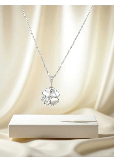 Detaylı Yonca Figürlü 925 Ayar Gümüş Kolye Zarif Ve Şans Sembolü Tasarım Gümüş