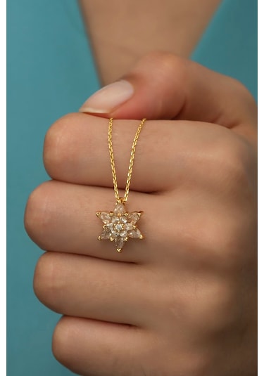 Ervanur Altın Kaplama Beyaz Taşlı Lotus Çiçeği Kadın Kolye Beyaz