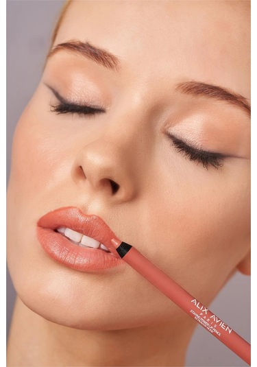 Alix Avien Suya Dayanıklı Uzun Süre Kalıcı Yumuşak Dudak Kalemi Staying Power Lip Pencil 53 Peachy Nude