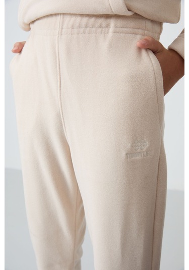 Tommy Life Bej Kalın Yumuşak Dokulu Standart Fit Nakışlı Polar Erkek Çocuk Eşofman Takım - 11218 Bej