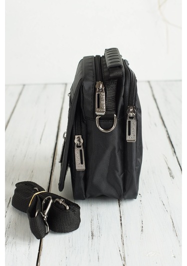 Çok Gözlü Küçük Boy El Ve Omuz Askılı Siyah Su Geçirmez Çanta 3450 Siyah