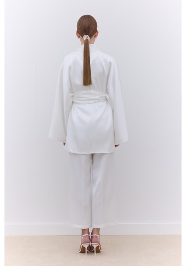 Manuka Saten Kemerli Kimono Ekru