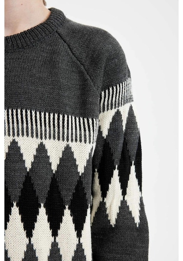 DeFacto Erkek Çocuk Bisiklet Yaka Baklava Desenli Triko Kazak C3138A824CWGR228