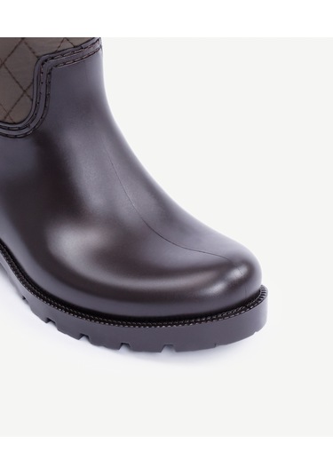 Yargıcı Kapitone Detaylı Yağmur Çizmesi 25kkay4056x 003 Kahverengi