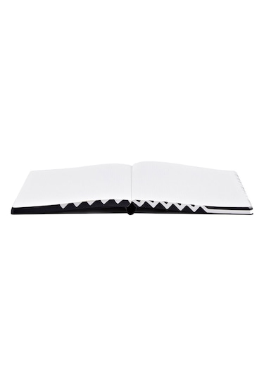 Nuuna Graphic A5 Metropolis Noktalı Defter 54761 Çok Renkli