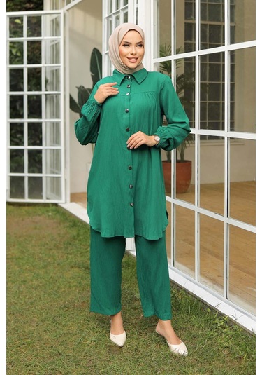 Büzgü Detaylı Tesettür Yeşil Takım Yeşil