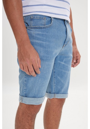 Ac&Co / Altınyıldız Classics Erkek Mavı Slim Fit Dar Kesim Pamuklu Esnek Denim Şort Ac&Co / Altınyıldız Classics Erkek Mavı Slim Fit Dar Kesim Pamuklu Esnek Denim Şort