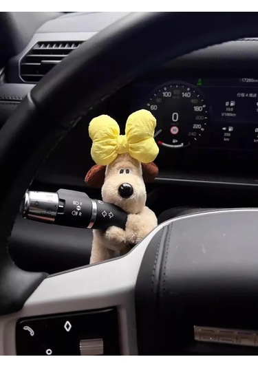 A Seller Şoför Paneline Takılan Sarılı Kurdeleli Köpek Arabası Oyuncağı 399295886