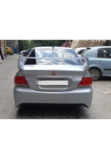 Mitsubishi Lancer Evo 9 Arka Tampon Fiber