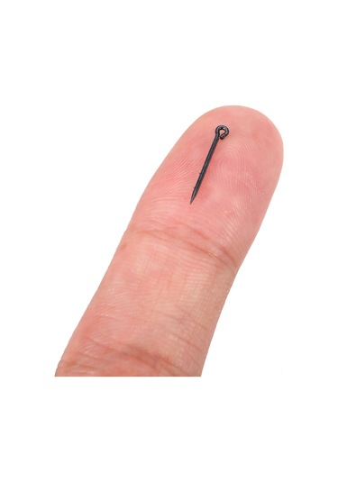 Konesam Yüksek Karbon Çelikten Yapılmış 12mm Tırtıklı Balık İğnesi Seti, Yem Tutma Kolay, 20 Adet, Sahte Yem İçin Uygun