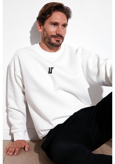 Buratti Regular Fit Bisiklet Yaka Pamuklu Içi Tüylü Yumuşak Şardonlu Erkek Sweat 5905405 Ekru