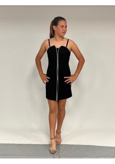 Kız Çocuk Abiye Siyah Krep Kumaş Askılı Taş Şerit İşlemeli Kolları Farbalı Çıkabilen Pelerin Detaylı İllüzyon Yaka Abiye Elbise 10-15 Yaş Siyah Kız Çocuk Abiye Siyah Krep Kumaş Askılı Taş Şerit İşlemeli Kolları Farbalı Çıkabilen Pelerin Detaylı İllüzyon Yaka Abiye Elbise 10-15 Yaş Siyah