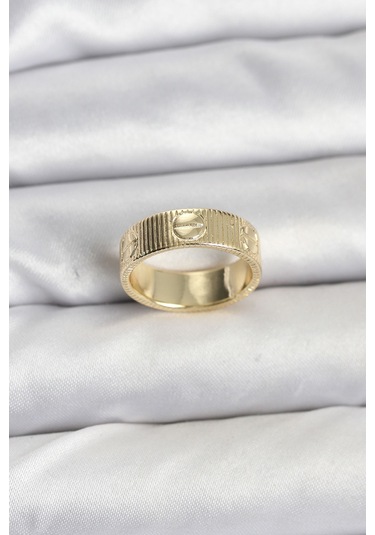 Gold Renk Model Kadın Yüzük Beyaz