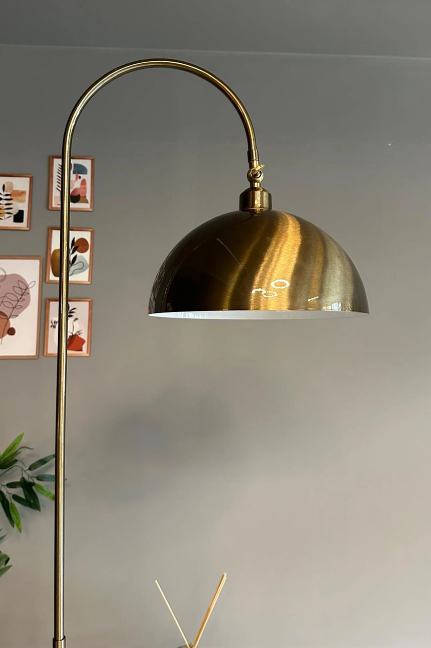 Eskitme Lambader Hareketli Başlık Modern Dekoratif Metal Oturma Odası Çalışma Odası Zemin Lambası Eskitme