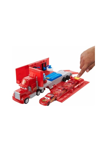 Cars Dönüştürülebilir Mack Oyun Set  Hdc75