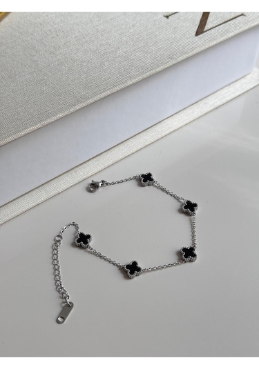 Siyah Yonca Figürlü Gümüş Renk Çelik Kadın Bileklik Kararma Yapmaz Zarif Tasarım Gümüş