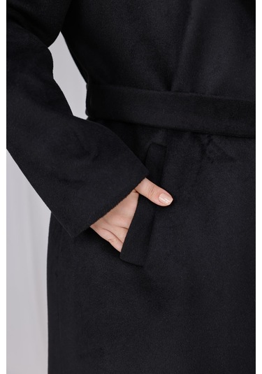 Kadın Siyah Yün Kaşe Kemer Ve Astar Detay Büyük Beden Kaban Siyah