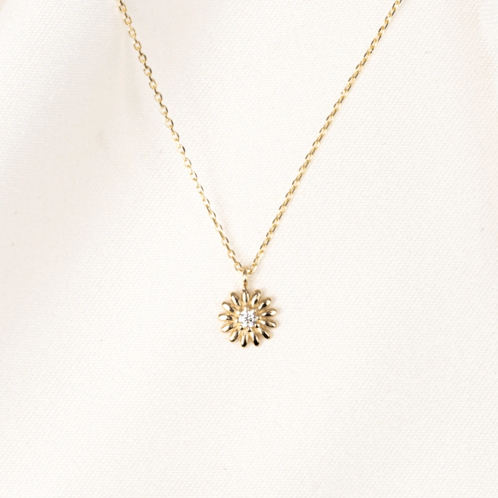 Gümüş Kolye - Zirkon Taşlı Tasarım 925 Ayar Gümüş Kolye Sarı