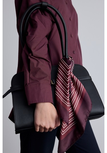 Desenli Saten Boyun Fuları Bordo