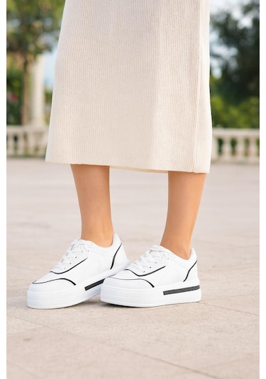 Kadın Günlük Yüksek Taşlı Taban Rahat Kalıp Yürüyüş Ve Ortopedik Spor Ayakkabı Bej Beyaz