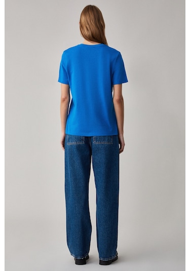 ALINE Kadın %100 organik Pamuk Derin V Yakalı Comfort Fit Parlament Mavi T-Shirt