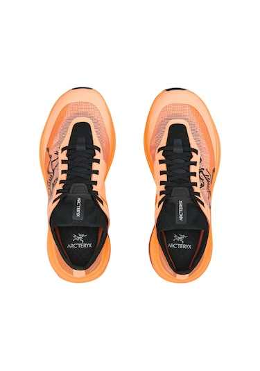 Arc'teryx Sylan Pro Kadın Dağ Koşu Ayakkabısı, Hafif, Nefes Alabilir, Hız Için Tasarlandı, Vibram Ve Infuse Teknolojili Turuncu