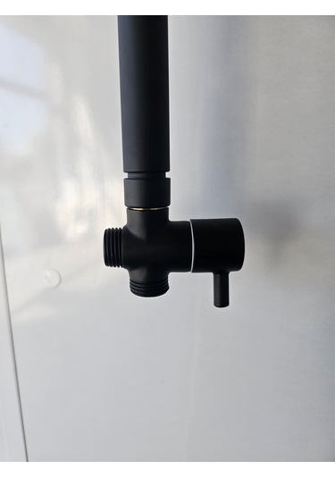 304 Paslanmaz Siyah Boru Duş Seti Borusu Ana Gövde Borusu Ve Su Dağıtıcı 2'li Takım Siyah