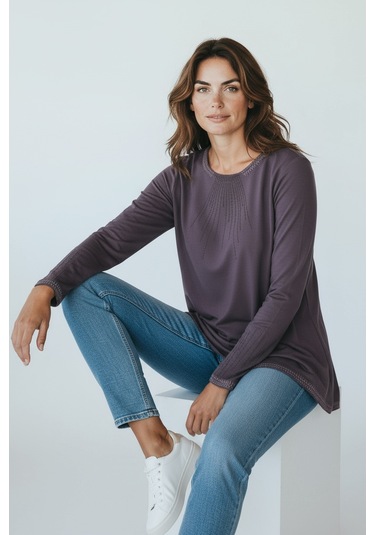 Kadın Yaka Ve Kol Ağzı Taşlı Etek Desenli Bluz Gülkurusu