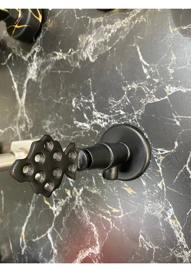 İsaoğlu Yapı Siyah Taharet Musluğu Vintage Taharet Musluk Özel Tasarım Musluk Siyah Taharat Musluğu 5 Yıl Siyah